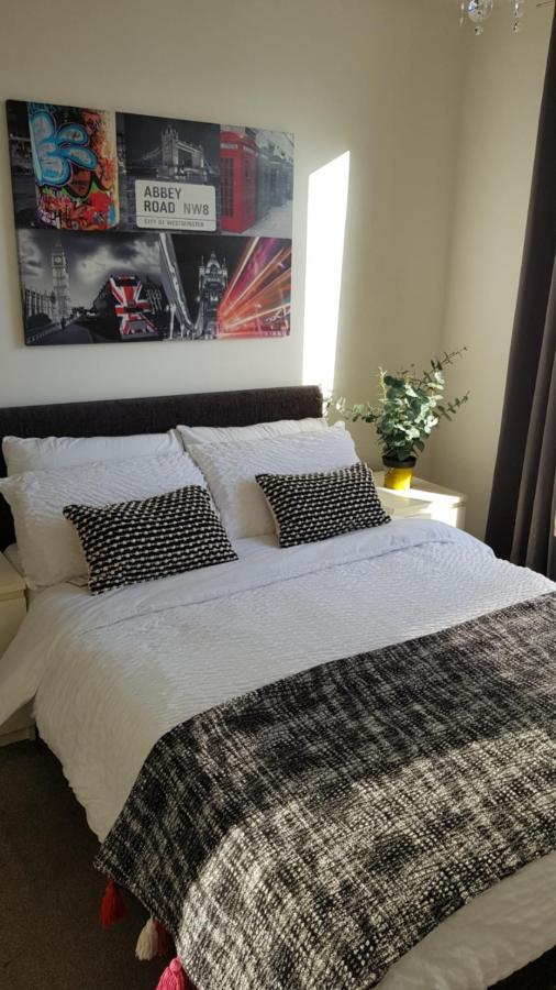 City Centre 1 Bed Apartment With Free On Site Parking With Cctv By Lets Relocations Μπέρμιγχαμ Εξωτερικό φωτογραφία