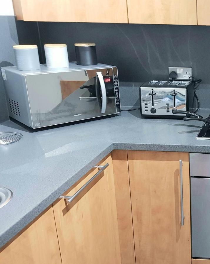 City Centre 1 Bed Apartment With Free On Site Parking With Cctv By Lets Relocations Μπέρμιγχαμ Εξωτερικό φωτογραφία
