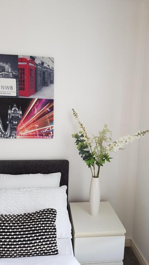 City Centre 1 Bed Apartment With Free On Site Parking With Cctv By Lets Relocations Μπέρμιγχαμ Εξωτερικό φωτογραφία