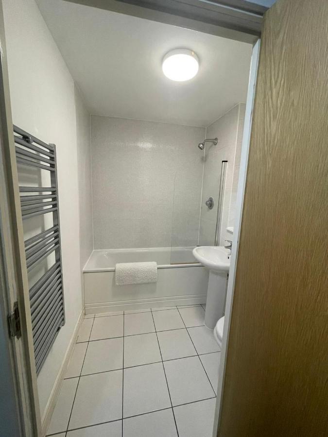 City Centre 1 Bed Apartment With Free On Site Parking With Cctv By Lets Relocations Μπέρμιγχαμ Εξωτερικό φωτογραφία